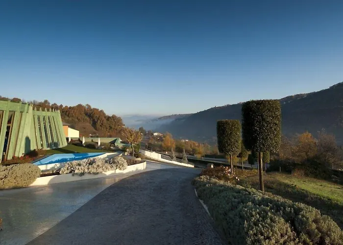 Bouganville Hill Resort & Wellness Space